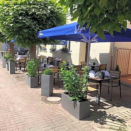 Restaurant Laternchen Otel Köln