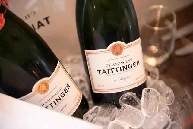 Restaurant Laternchen 호텔